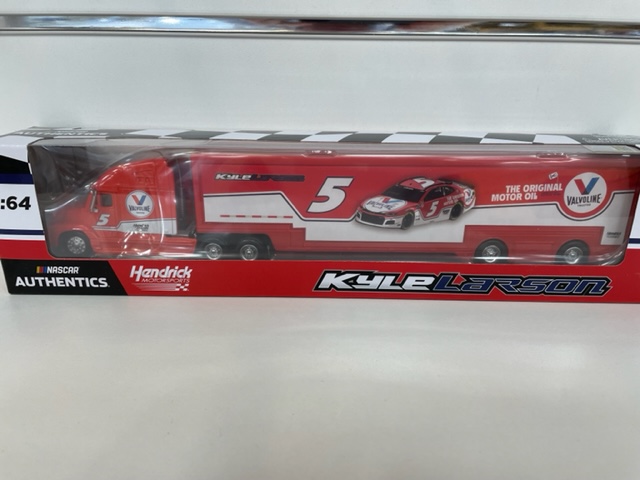 Lionel Racing 23896 Kyle Larson Nascar Authentics 1 64 Scale