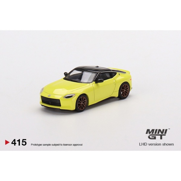 Mini GT Nissan Z Yellow 1/64  RHD